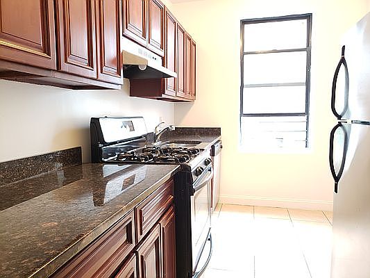 2nd image of 545 W 148th St #3I