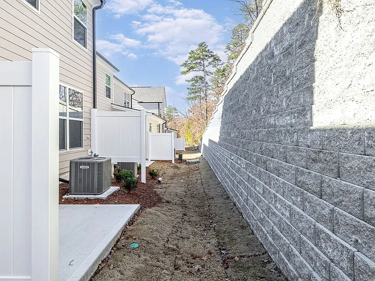 327 Marbella Grove Ct — Photo 30