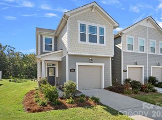 18048 Pear Hawthorne Dr, Huntersville, NC 28078