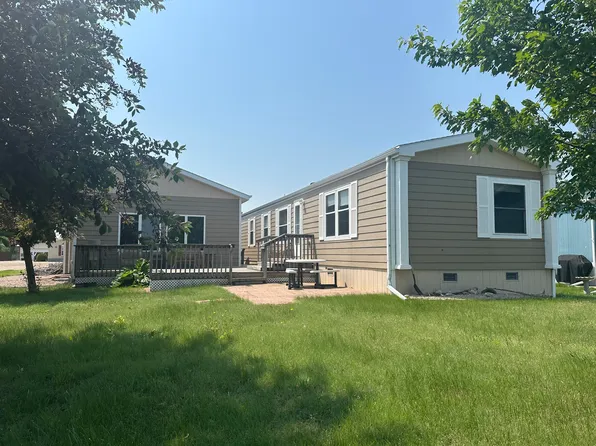 204 Linnell St, Pierre, SD 57501