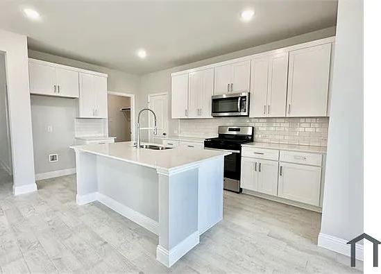 2704 Island Palm Ct — Photo 2