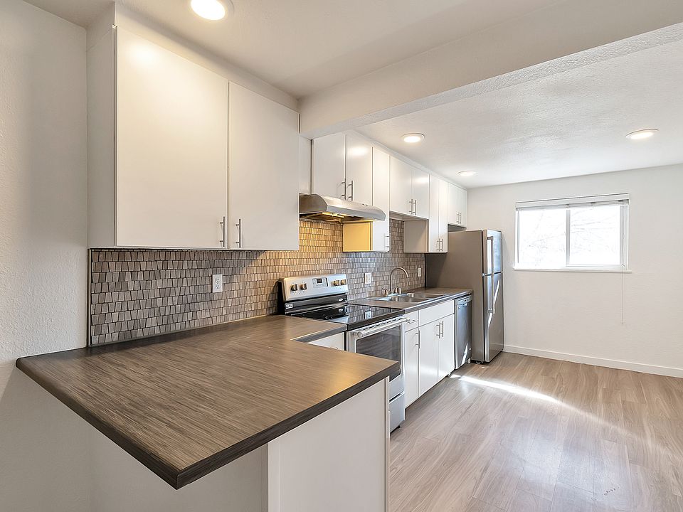 1st image of 1222 Wadsworth Blvd APT 11