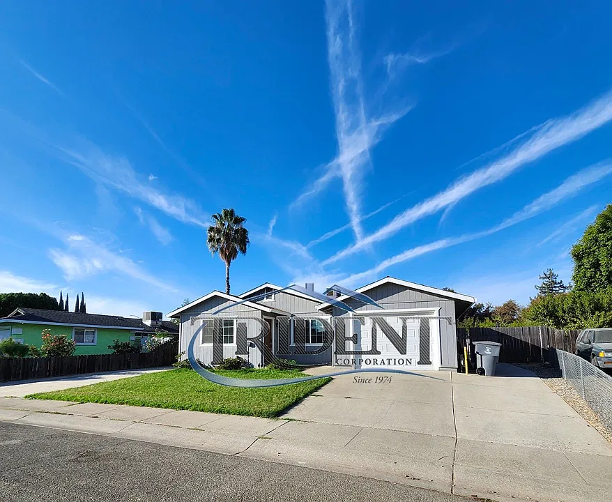 10452 Hall Dr