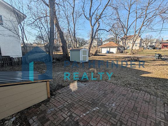 3rd image of 973 Manhattan Ave
