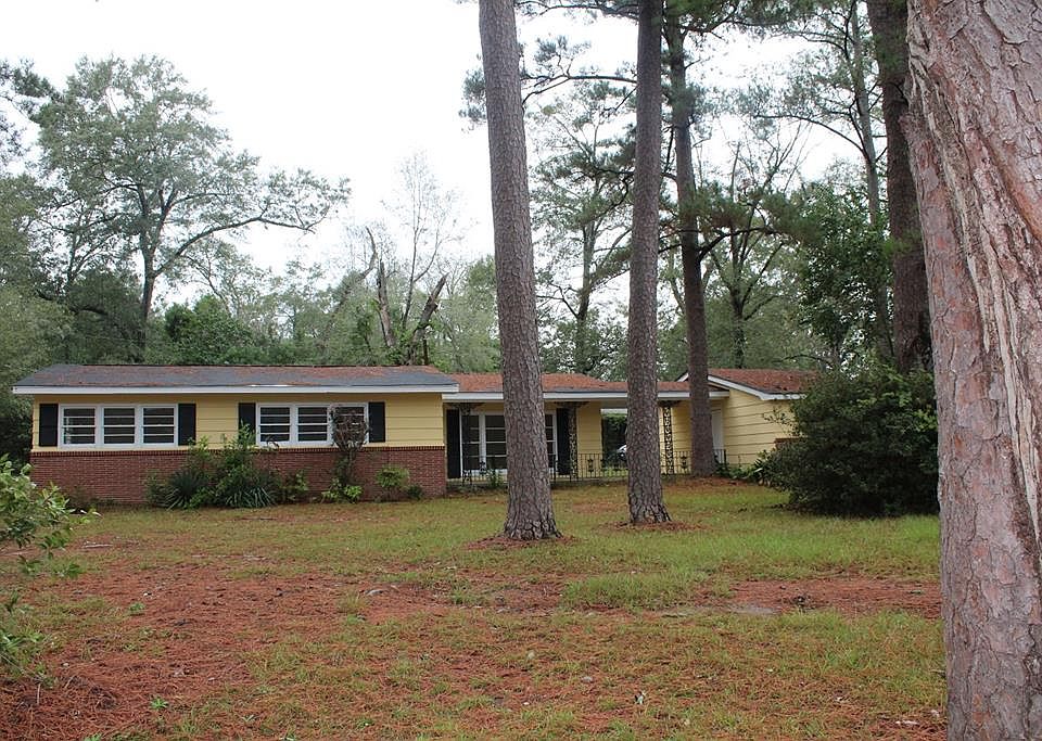 1st image of 222 Sherwood Dr