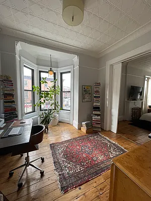 Rented by Charney Real Estate LLC | media 27