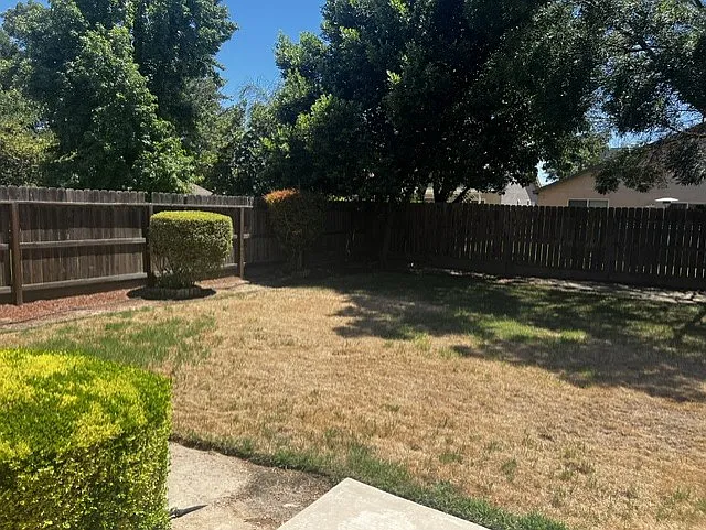 1017 Marc Ave — Photo 14