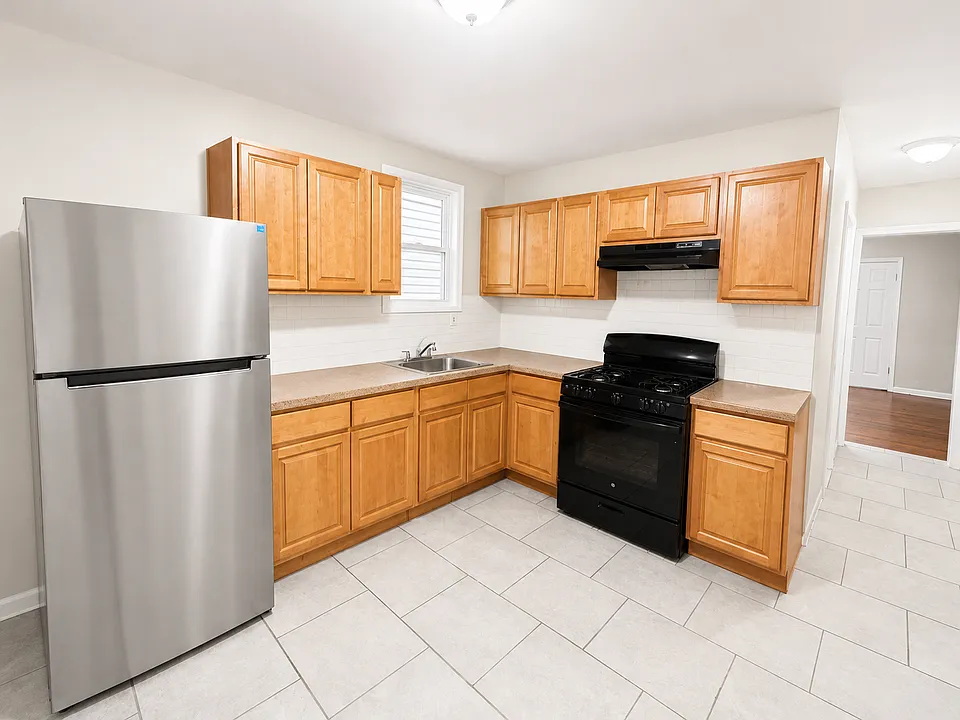 80 Columbia Ave #1