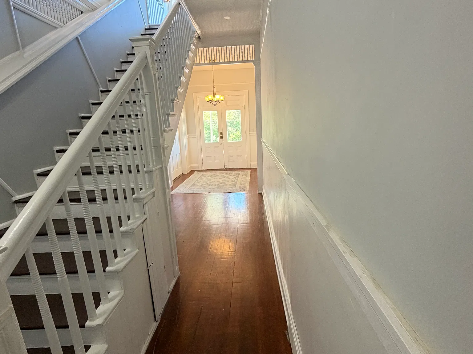 1 bed, 900 sqft, $1,050 — Photo 3