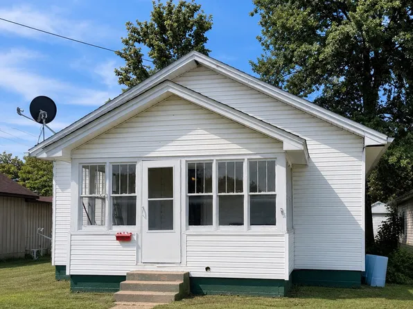 1803 Market St, Metropolis, IL 62960