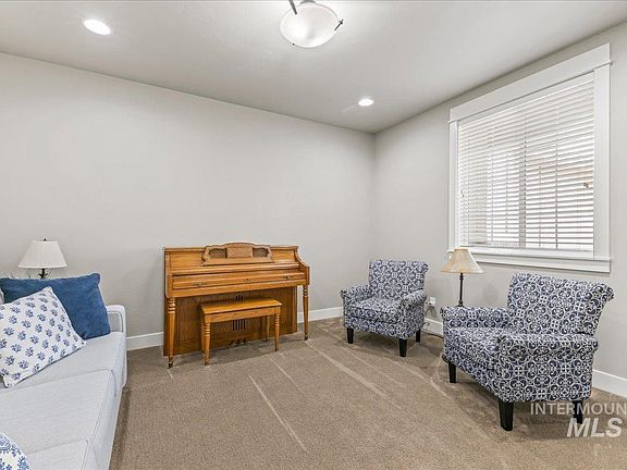 4th image of 4113 W Wolf Rpds