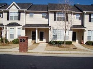 420 Rosewood Ln, Newnan, GA 30263