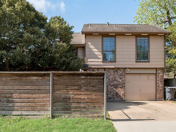 3rd image of 11136 McCree Rd