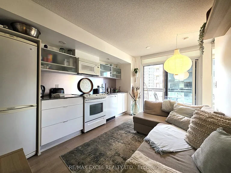 4K Spadina Ave #1129 — Photo 15