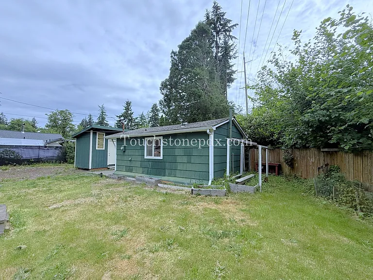 5660 SE 125th Ave — Photo 19