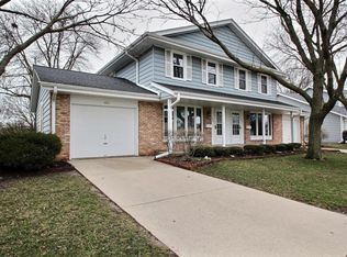 6573 Radburn Ln #6573, Greendale, WI 53129