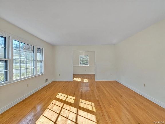 4th image of 10820 Haverford Ln
