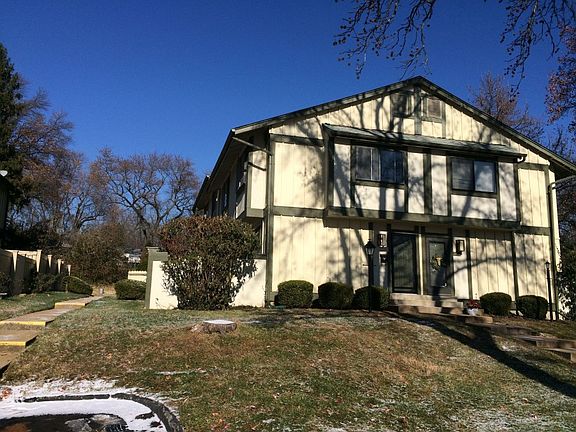 2nd image of 11176 Whispering Oaks Dr