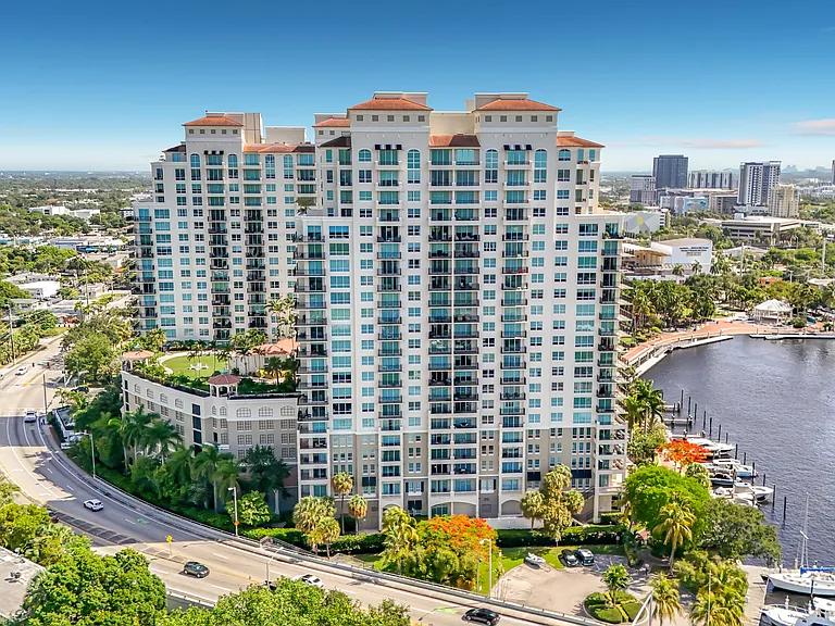 610 W Las Olas Blvd #1819N — Photo 88