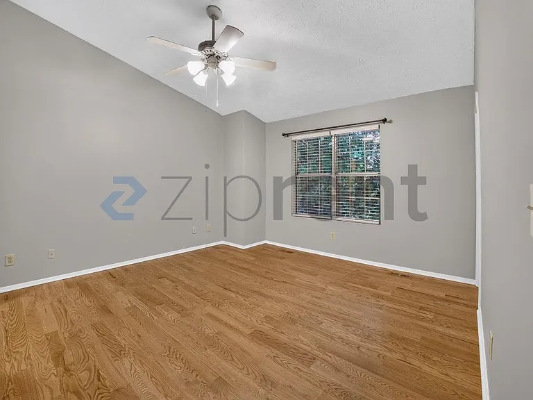 1201 Wedgewood Ct — Photo 16