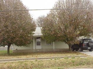 2615 E Division St, Springfield, MO 65803