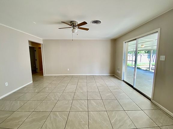 4th image of 1904 Candlewood Dr