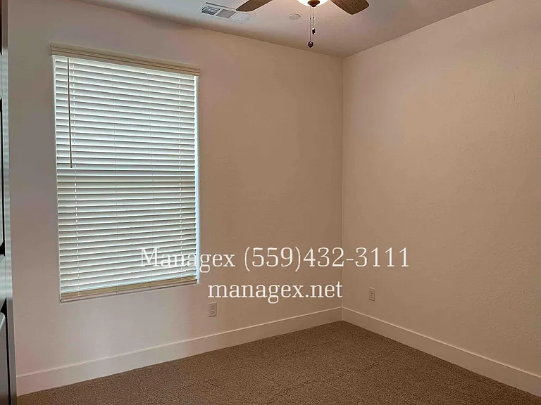 498 W Mahogany Ln — Photo 11