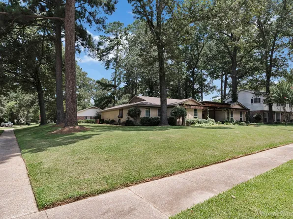 547 Dunmoreland Dr, Shreveport, LA 71106