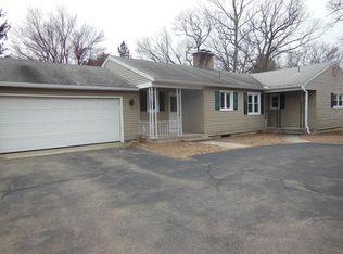 681 Converse St, Longmeadow, MA 01106