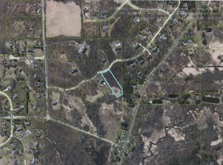 3905 Carlisle Dr, Prairie Grove, IL 60012