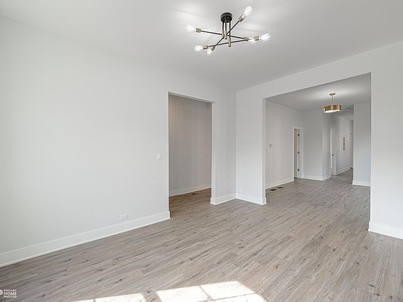 3rd image of 7052 S Vernon Ave #2