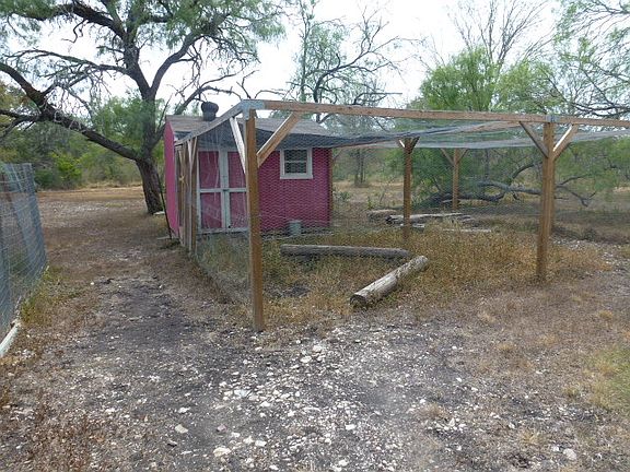 4th image of 642 County Road 4614