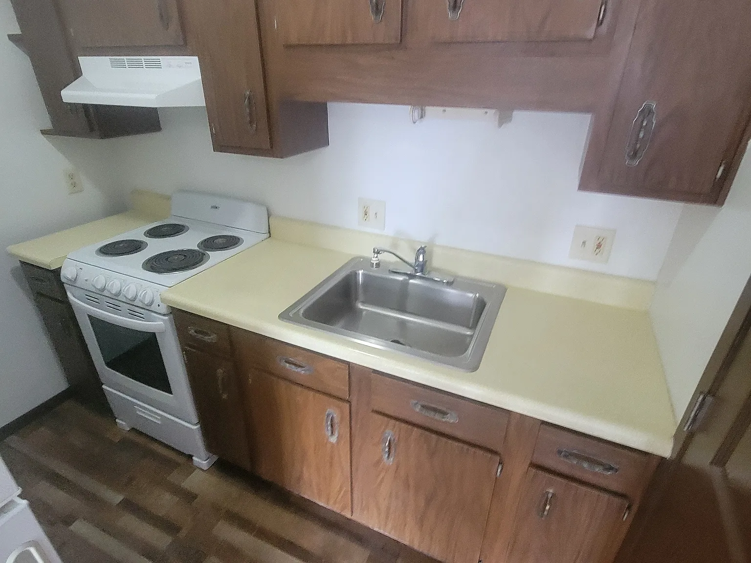 1005 Saint Anne St — Photo 3