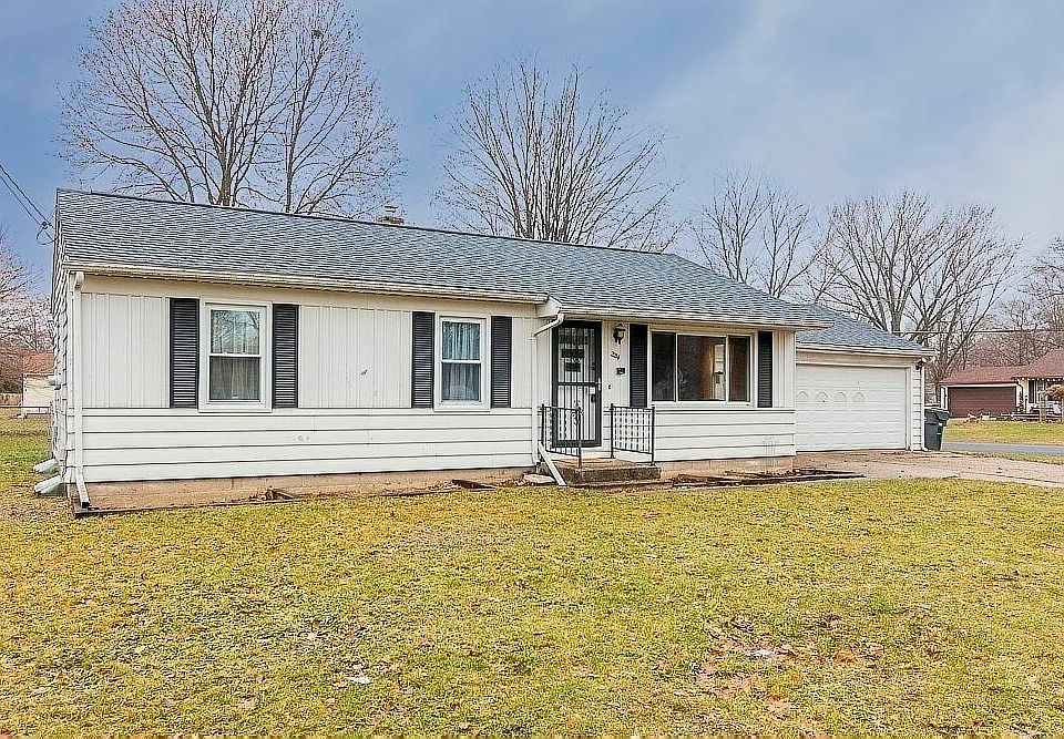 1st image of 2214 Holly Ave