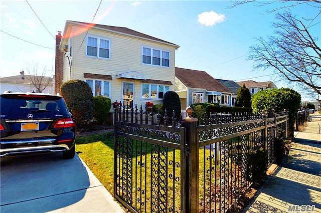 1st image of 22916 147th Ave