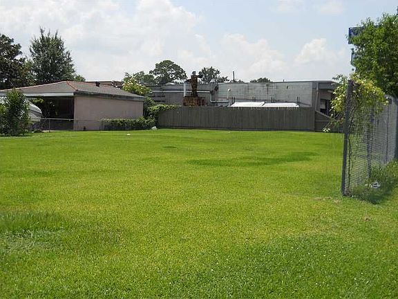 5th image of 3120 White St