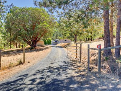 620 Wards Creek Rd, Rogue River, OR, 97537