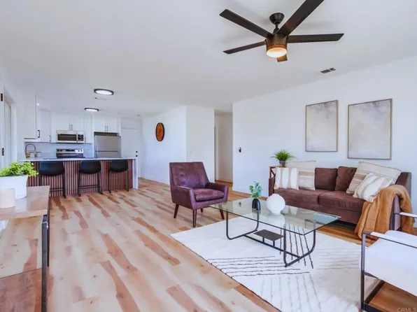 1025 Plover Way, Oceanside, CA 92057