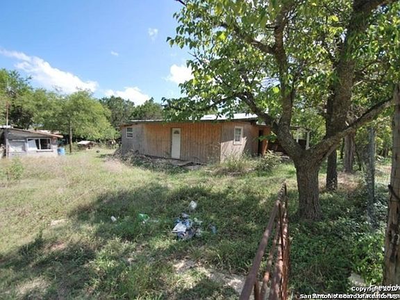 3rd image of 268 Old Trail Dr