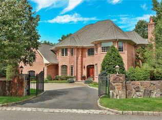 42 Wrights Mill Rd, Armonk, NY 10504