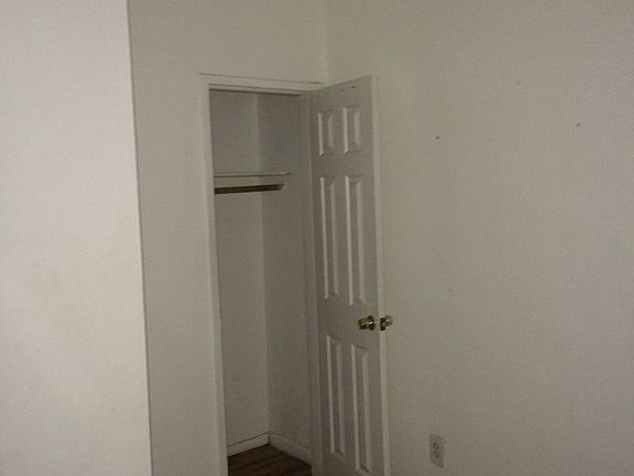 4th image of 317 W 21st St APT 3A
