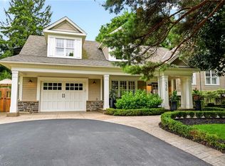 330 Camelot Ct, Burlington, ON L7L2G3