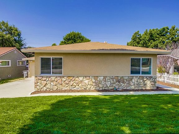 2nd image of 12035 Los Coyotes Ave