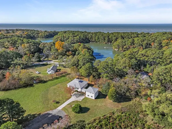 11474 Widgeon Ln, Machipongo, VA 23405