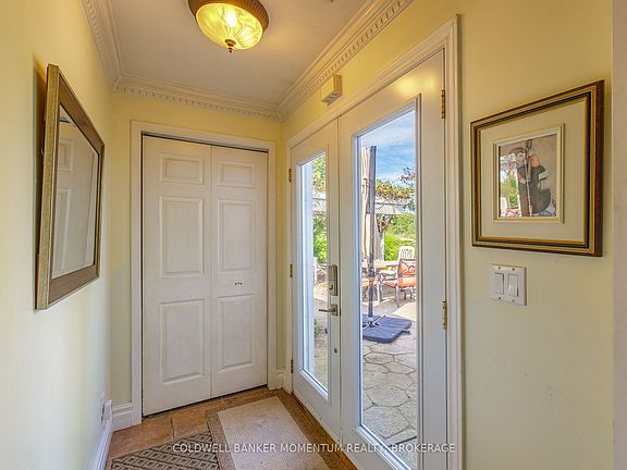 3rd image of 2742 Bennett Rd