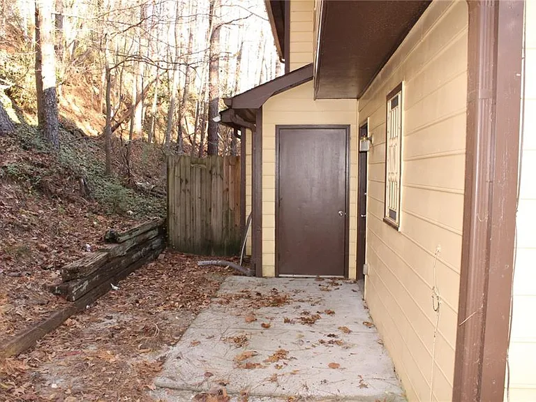 4438 Coopers Creek Dr SE — Photo 13