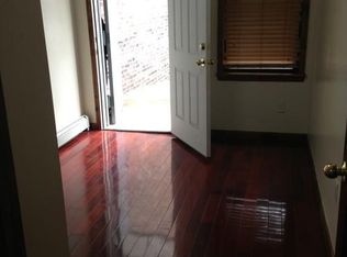 3214 30th Ave, Astoria, NY 11102