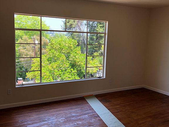 4th image of 4509 Alta Ln