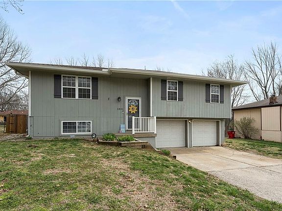 2nd image of 1801 SE High Dr