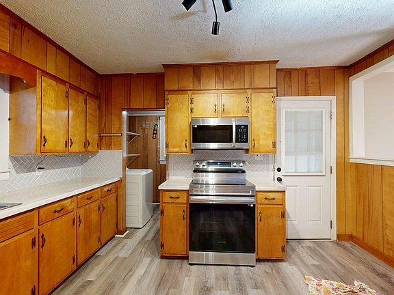 5th image of 108 Parkway Dr